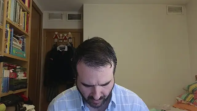 curiosillo83 online show from 06/11/26, 10:57