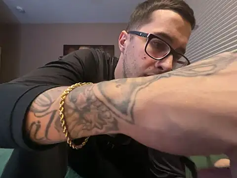 Bwcjoshbanks online show from 01/02/25, 05:46