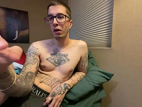 Bwcjoshbanks online show from 02/12/25, 03:51