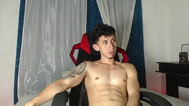 Snapshot of stevenSEX123 chatting on 11/20/25, 04:23 stevenSEX123 online show from 11/20/25, 04:23