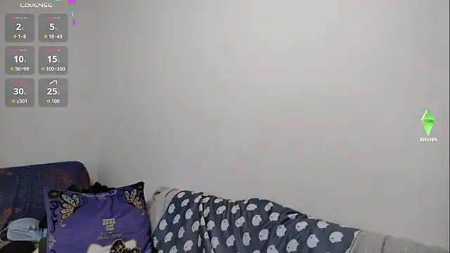 Snapshot of Lu_Nana chatting on 09/25/25, 09:24 Lu Nana online show from 09/25/25, 09:24