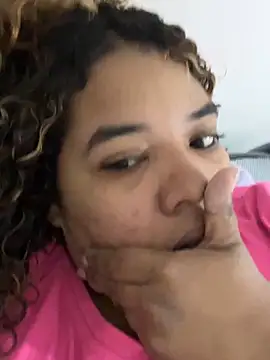 Snapshot of _nickypurple_ chatting on 11/03/25, 05:58 nickypurple online show from 11/03/25, 05:58