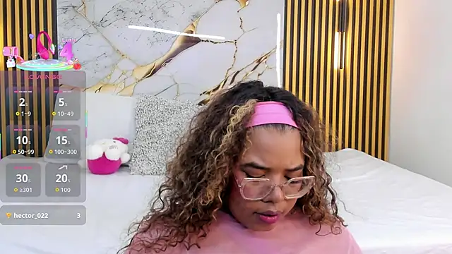 Snapshot of _nickypurple_ chatting on 12/14/25, 03:28 nickypurple online show from 12/14/25, 03:28