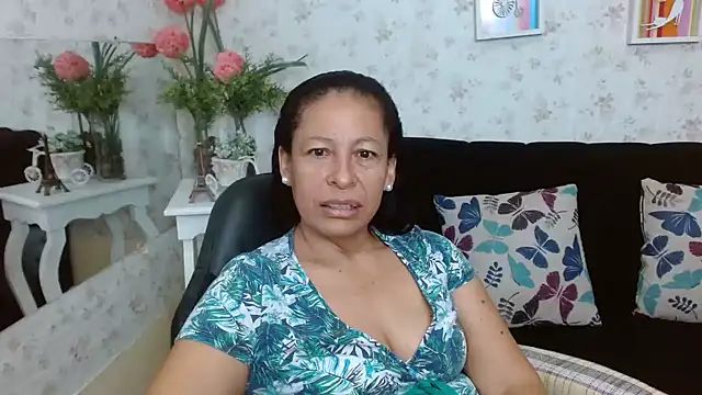 Snapshot of mature_martina chatting on 01/30/25, 10:51 mature martina online show from 01/30/25, 10:51