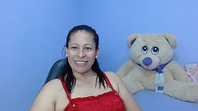 Snapshot of mature_martina chatting on 02/01/25, 11:06 mature martina online show from 02/01/25, 11:06