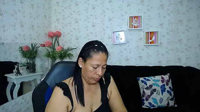 Snapshot of mature_martina chatting on 02/09/25, 08:54 mature martina online show from 02/09/25, 08:54