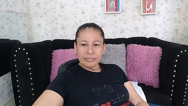 mature martina online show from 01/12/26, 07:19