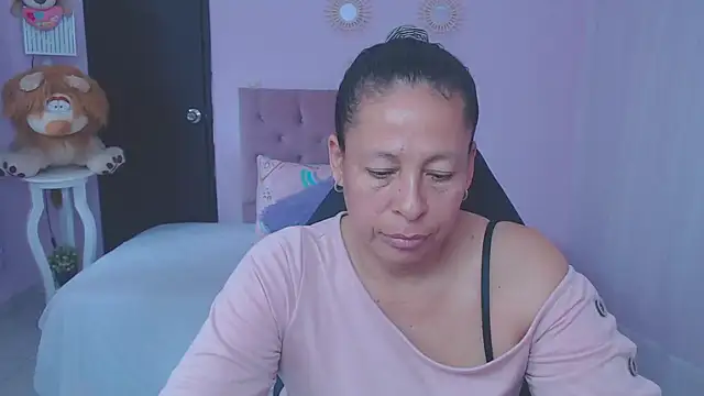 mature martina online show from 02/26/26, 07:46