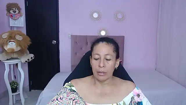 mature martina online show from 03/14/26, 07:52