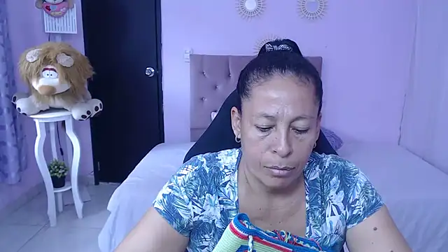 mature martina online show from 03/19/26, 07:40