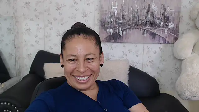 mature martina online show from 06/20/26, 08:44