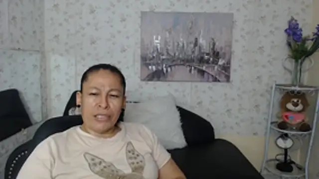 mature martina online show from 07/09/26, 10:25