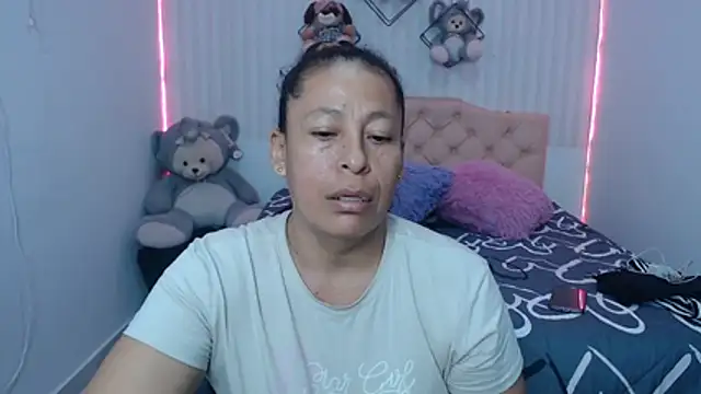 mature martina online show from 07/27/26, 11:01