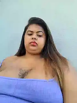 Snapshot of biancabombombbw chatting on 01/06/25, 11:40 biancabombombbw online show from 01/06/25, 11:40