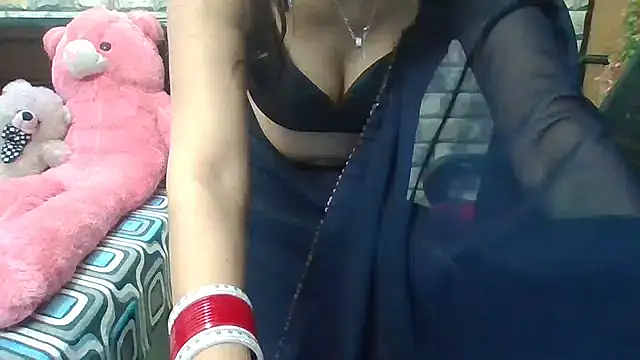 Sexy iknoor online show from 01/12/25, 07:53