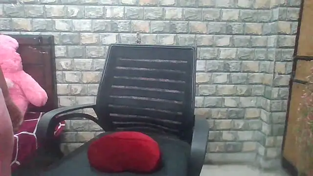 Sexy iknoor online show from 09/25/25, 04:05