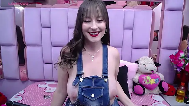 Snapshot of Belly_Rosse chatting on 02/09/26, 02:54 Belly Rosse online show from 02/09/26, 02:54