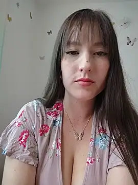 Snapshot of Belly_Rosse chatting on 07/15/26, 06:57 Belly Rosse online show from 07/15/26, 06:57