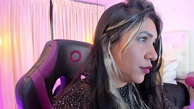 Snapshot of BonnieBad01 chatting on 02/10/25, 06:56 BonnieBad01 online show from 02/10/25, 06:56