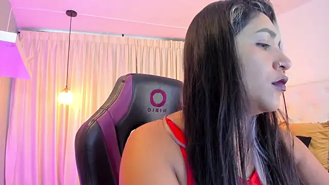 Snapshot of BonnieBad01 chatting on 02/15/25, 01:27 BonnieBad01 online show from 02/15/25, 01:27