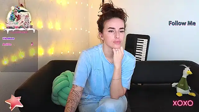 xx adrihanna xx online show from 01/10/25, 08:18