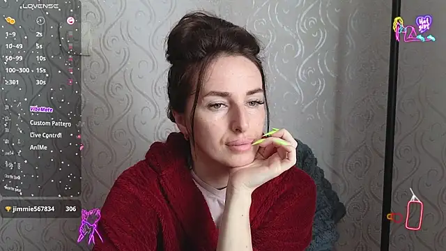 xx adrihanna xx online show from 05/13/26, 06:11