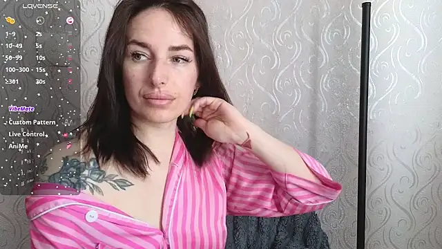 xx adrihanna xx online show from 05/15/26, 06:09