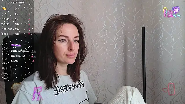 xx adrihanna xx online show from 05/25/26, 05:35