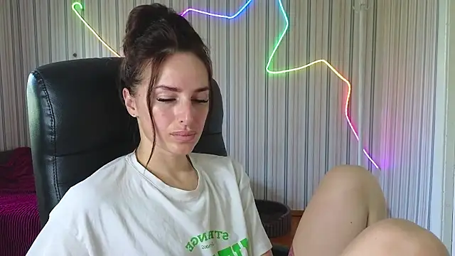 xx adrihanna xx online show from 07/01/26, 08:27