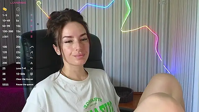 xx adrihanna xx online show from 07/02/26, 06:41