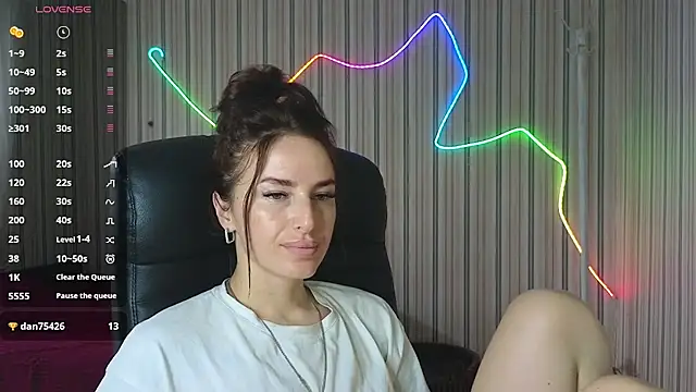 xx adrihanna xx online show from 07/03/26, 06:20