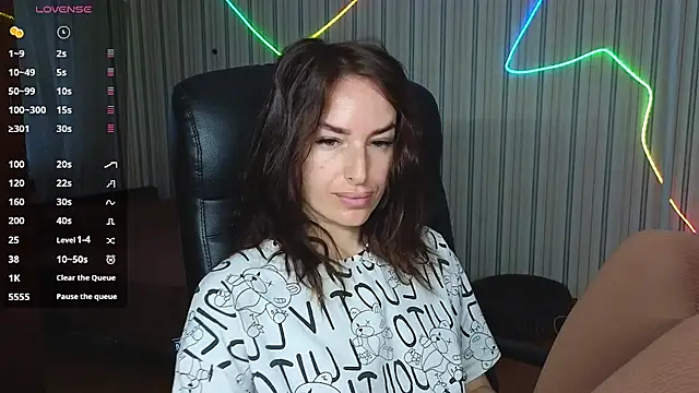 xx adrihanna xx online show from 07/14/26, 06:29