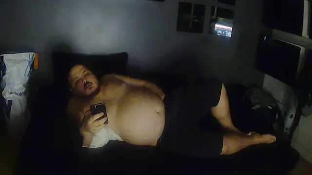 Snapshot of Bebemickey75 chatting on 11/02/25, 12:13 Bebemickey75 online show from 11/02/25, 12:13