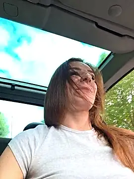 Snapshot of Ladykimberly_XOXO chatting on 09/17/25, 02:30 Ladykimberly XOXO online show from 09/17/25, 02:30