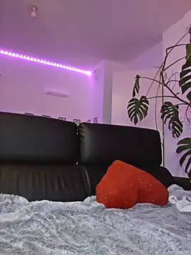 Snapshot of Ladykimberly_XOXO chatting on 10/24/25, 09:11 Ladykimberly XOXO online show from 10/24/25, 09:11