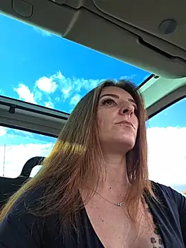 Snapshot of Ladykimberly_XOXO chatting on 10/25/25, 03:07 Ladykimberly XOXO online show from 10/25/25, 03:07