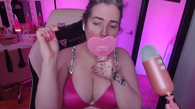 rachelbrooksxx online show from 06/05/26, 07:30