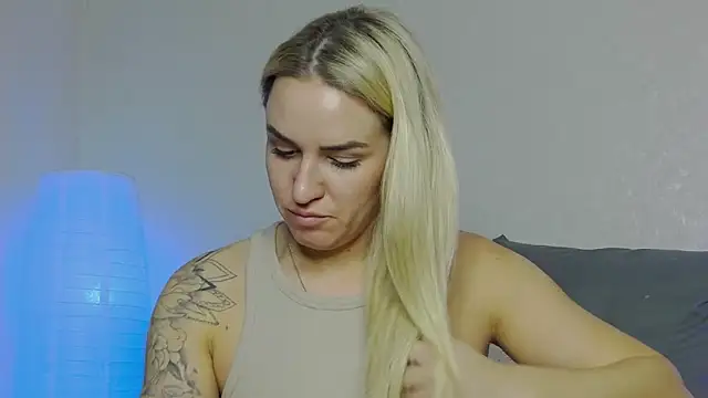 SofiJames online show from 01/07/25, 09:18