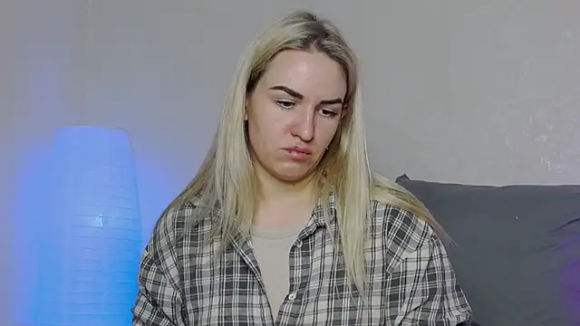 SofiJames online show from 01/16/25, 06:14