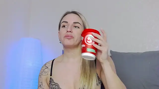 SofiJames online show from 03/14/25, 06:32