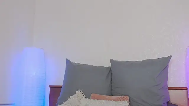 SofiJames online show from 03/20/25, 05:57