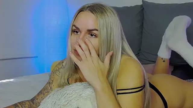 SofiJames online show from 09/13/25, 06:46