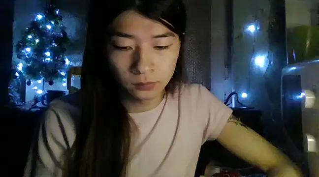 CarlyJoy online show from 01/04/25, 04:43
