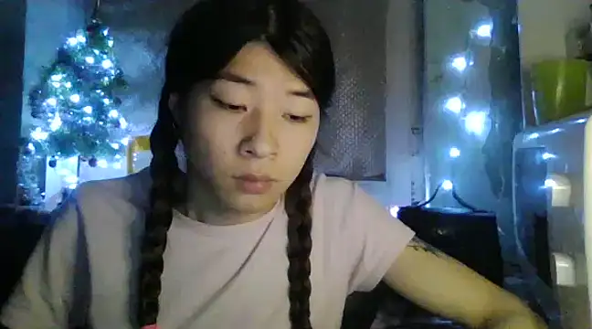 CarlyJoy online show from 01/05/25, 04:27