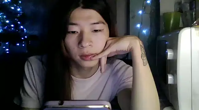 CarlyJoy online show from 01/06/25, 03:29
