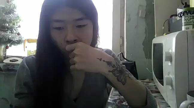 CarlyJoy online show from 01/12/25, 10:12