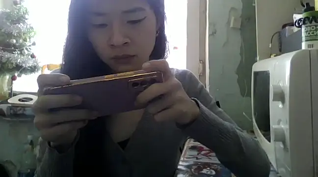 CarlyJoy online show from 01/13/25, 06:49