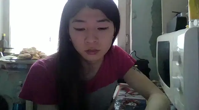 CarlyJoy online show from 02/12/25, 10:24