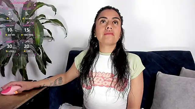 im amber online show from 10/02/25, 01:51