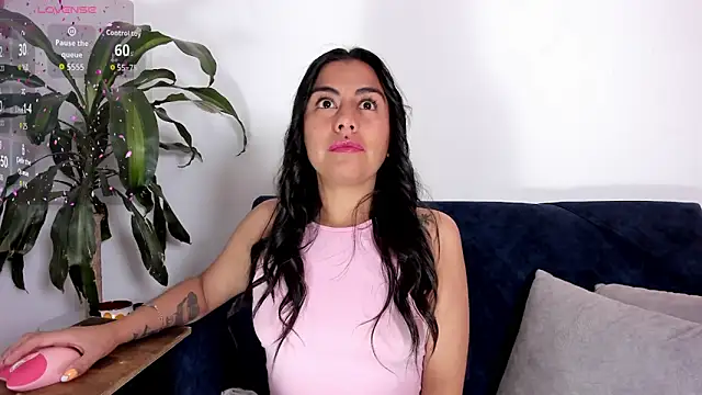 im amber online show from 10/13/25, 01:11